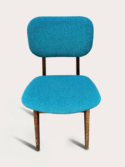 Chaise de salle à manger rembourrée en tissu turquoise et bois de chêne massif brun Mevis