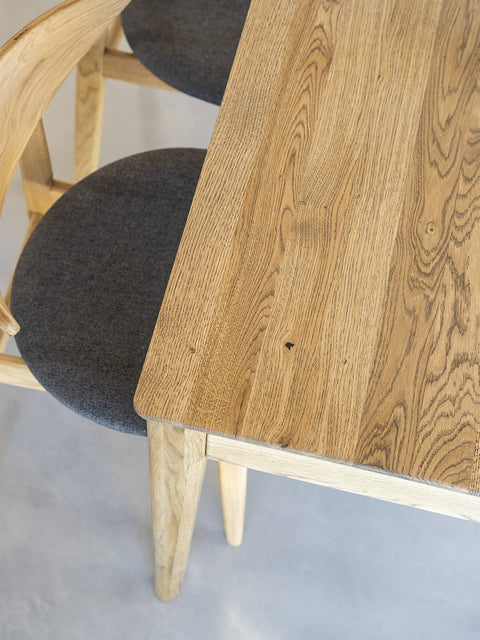 Table de salle à manger à rallonges 120-175 cm en chêne sauvage massif Luca