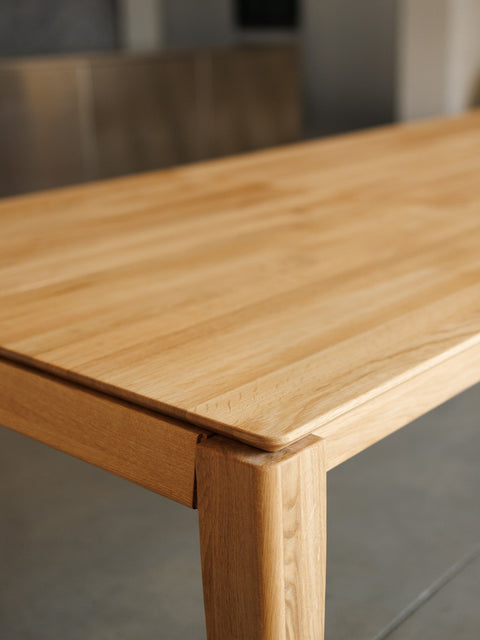 Table à manger extensible 140-225 cm avec rallonge en chêne massif naturel Cortona