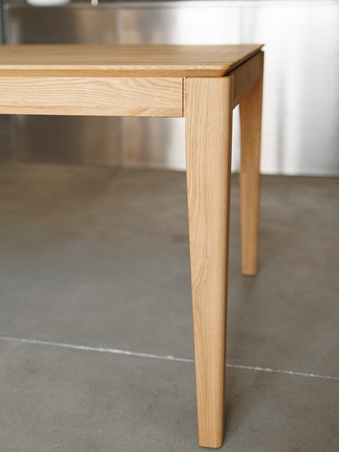 Table à manger extensible 200-285x100 cm avec rallonge en chêne massif naturel Cortona Max