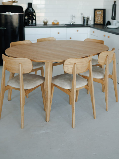Table ronde extensible Verona 120–165 cm avec rallonge papillon intégrée en chêne massif naturel