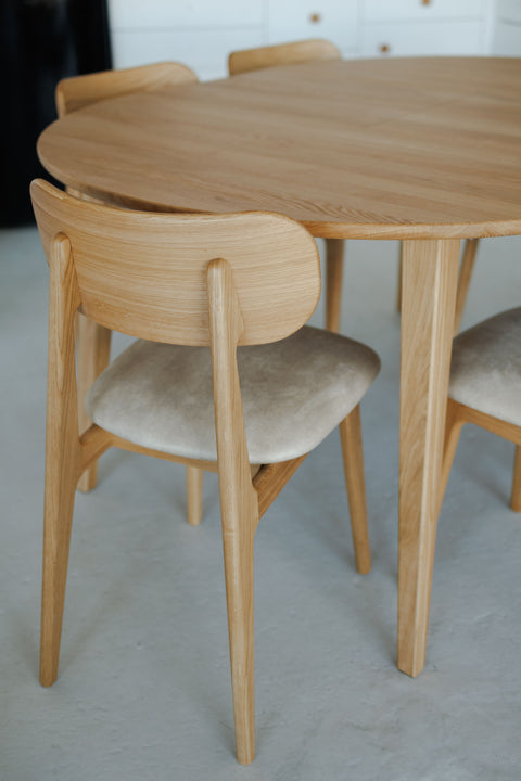 Table ronde extensible Verona 120–165 cm avec rallonge papillon intégrée en chêne massif naturel