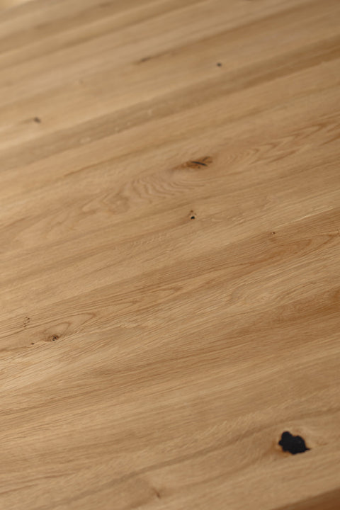 Table à manger extensible Ravello Max 200–300x100 cm avec 2 rallonges en chêne massif naturel.