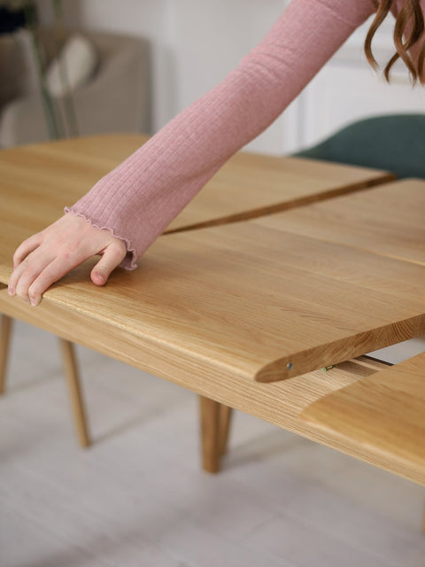 Table de salle à manger à rallonges 160-205 cm en chêne massif naturel Toscana