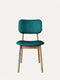 Chaise de salle à manger rembourrée en tissu turquoise et bois de chêne massif brun Mevis