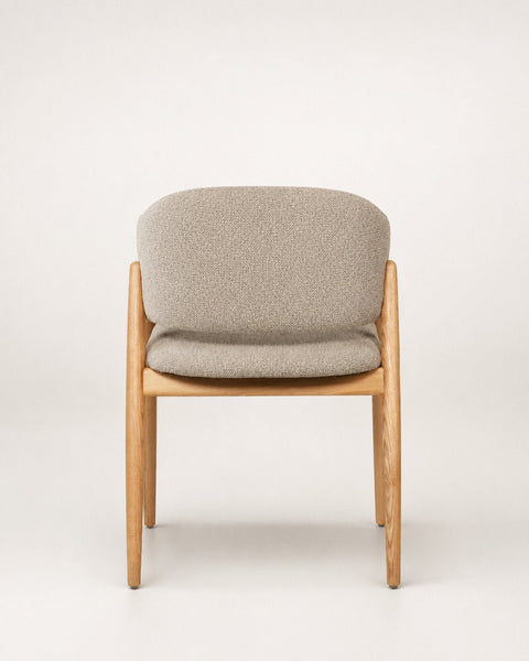Chaise de salle à manger rembourrée avec accoudoirs, en velours beige et chêne massif naturel Sonata 