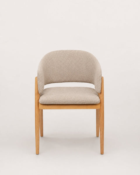Chaise de salle à manger rembourrée avec accoudoirs, en velours beige et chêne massif naturel Sonata 