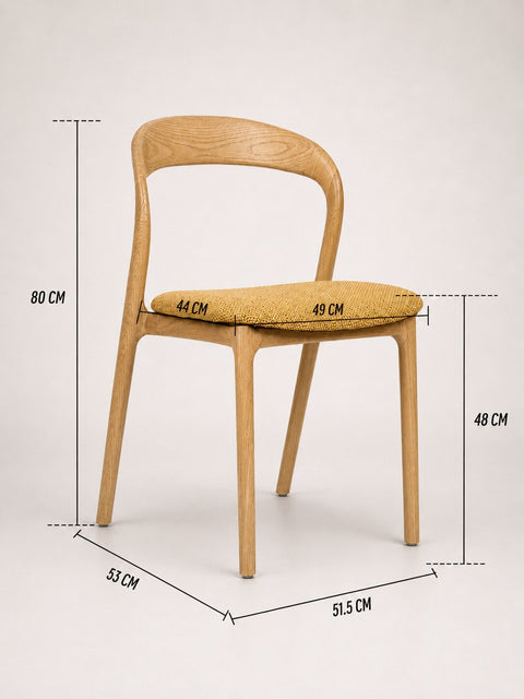 Chaise de salle à manger avec assise rembourrée en tissu jaune et chêne massif naturel Arco